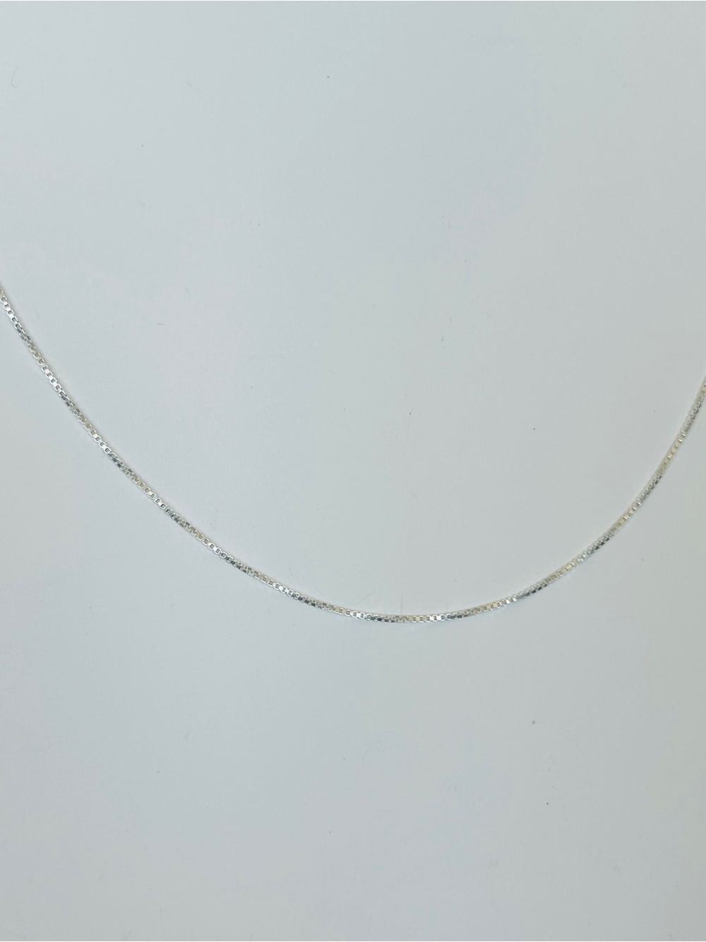 Taxco Mexico 925 Sterling Silver Box Chain Necklace 50 cm 2.55 Grams Ultra Thin